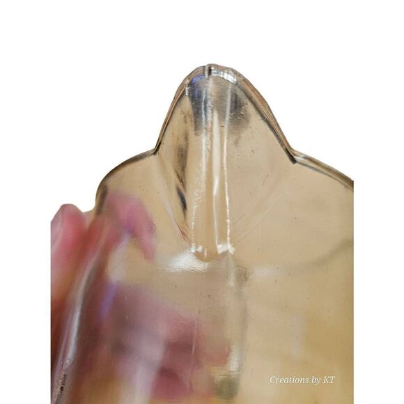 Antique 2 Cup Glass Measuring Cup Pitcher w Pour Spout Handle Unsigned Purple Ti - Picture 4 of 9